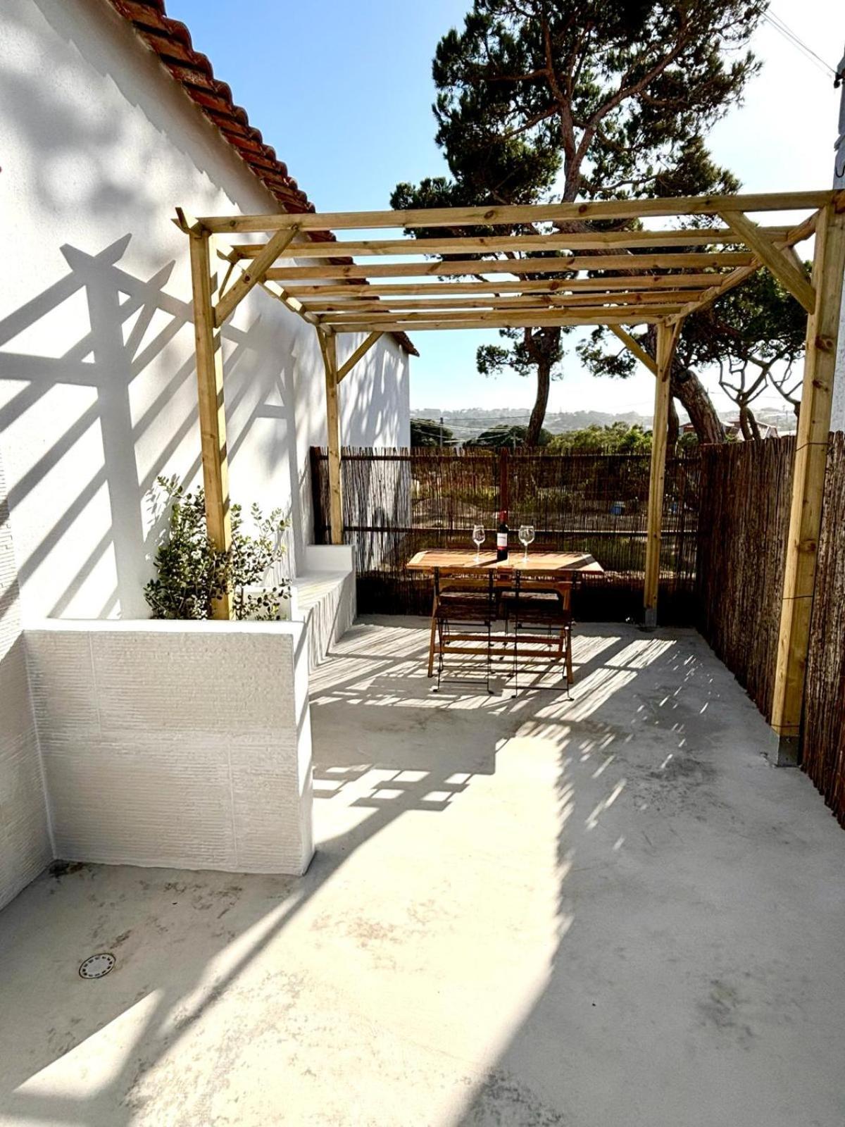 Pine & Apple Beach House Colares Exterior foto